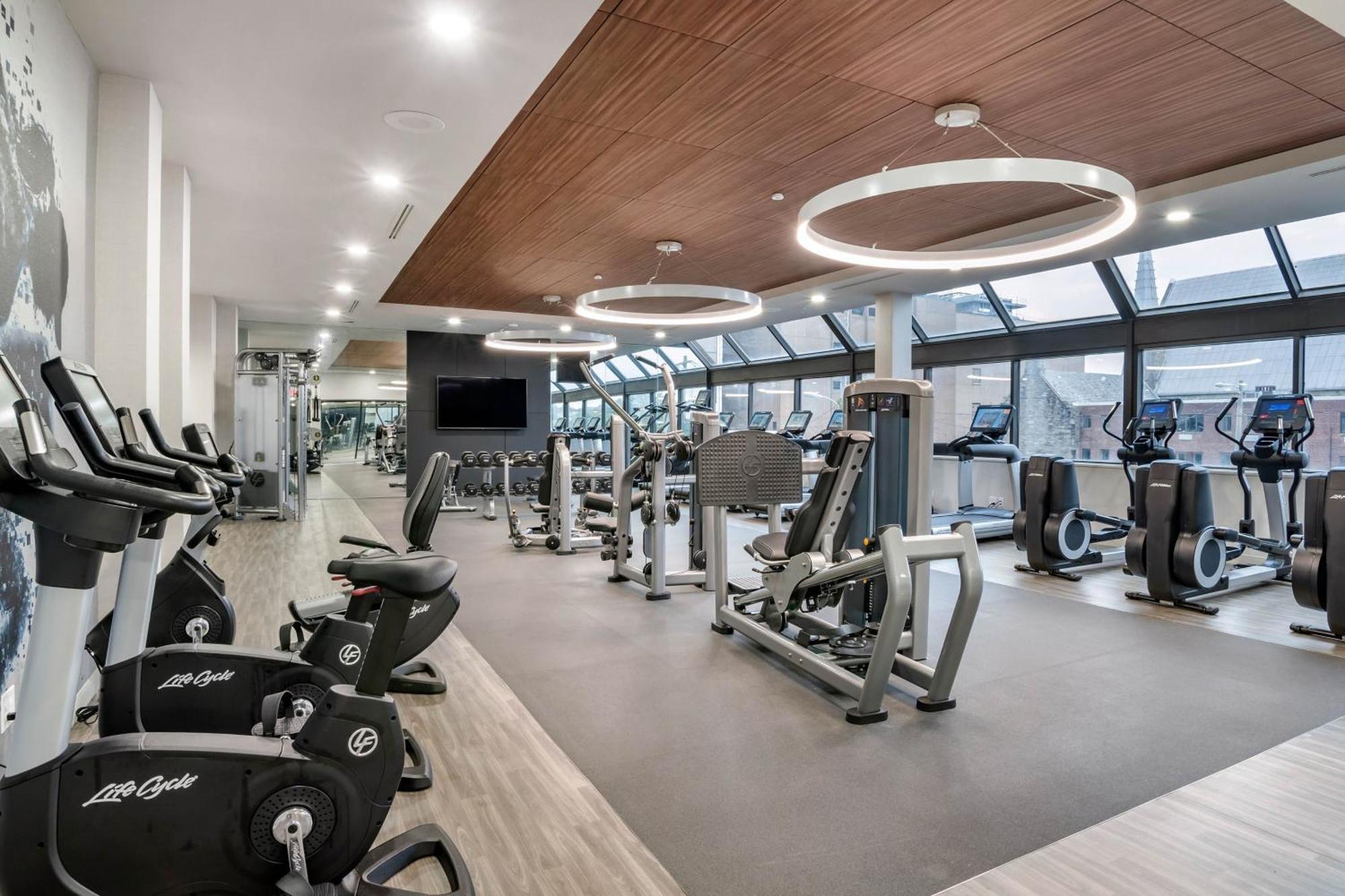 Sheraton Suites Wilmington Downtown Bagian luar foto